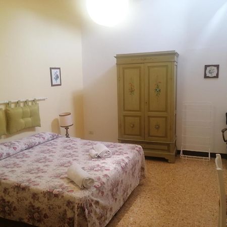 Casa Di Osio Bed & Breakfast Сиена Екстериор снимка